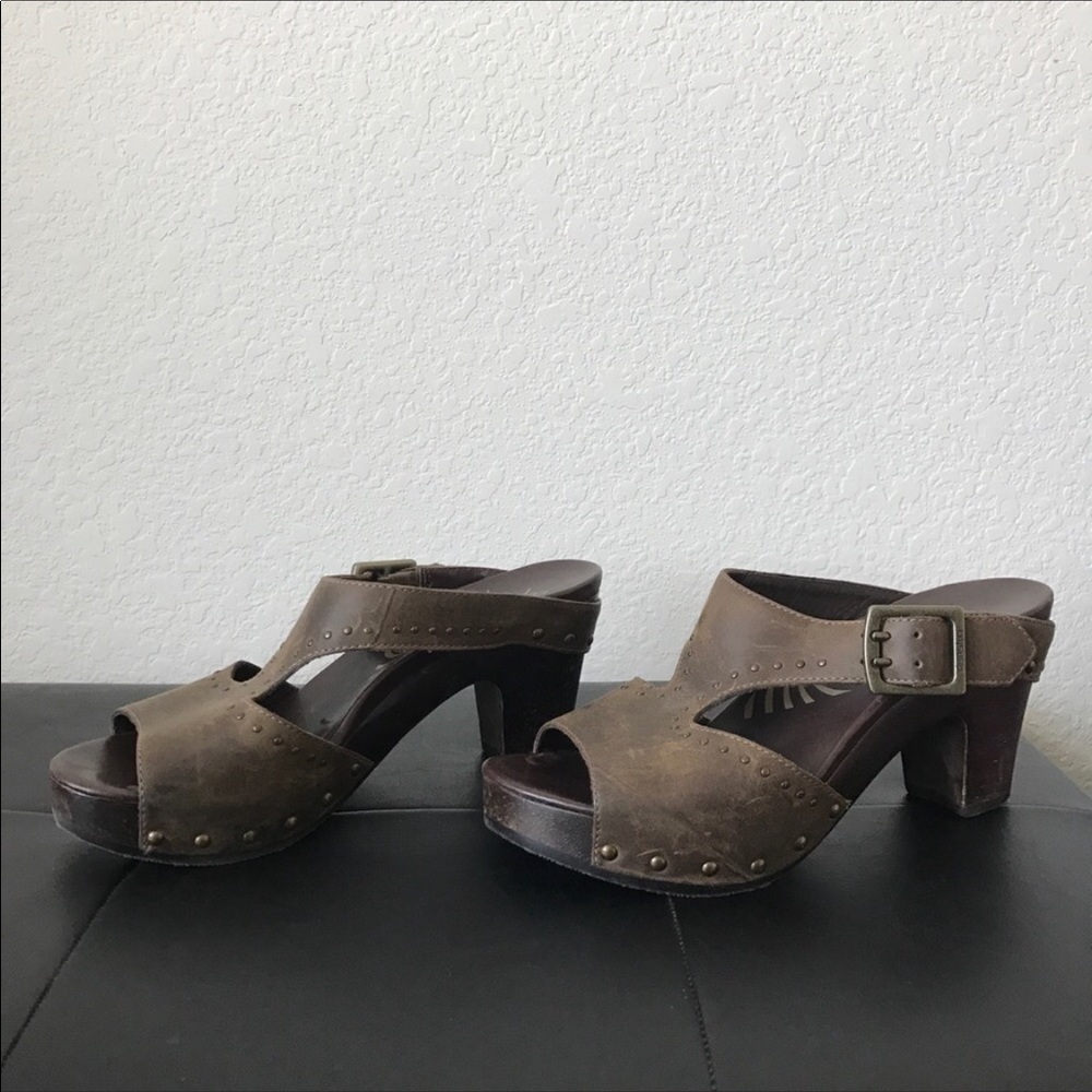 Dansko 38
